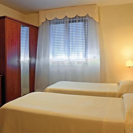 מודוניו Hotel Jolly מראה חיצוני תמונה
